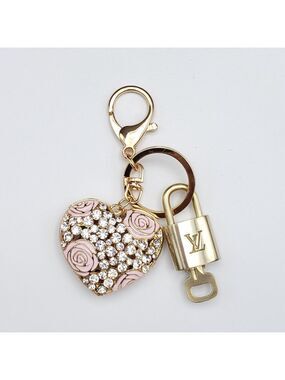 Louis Vuitton Gold Lock 🔑 Authentic LV Padlock + Bag Unbranded Heart Charm